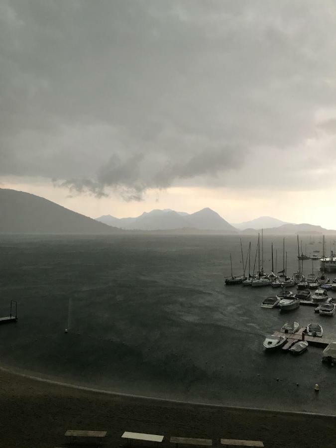 Appartamento Il Porto Baveno Eksteriør billede